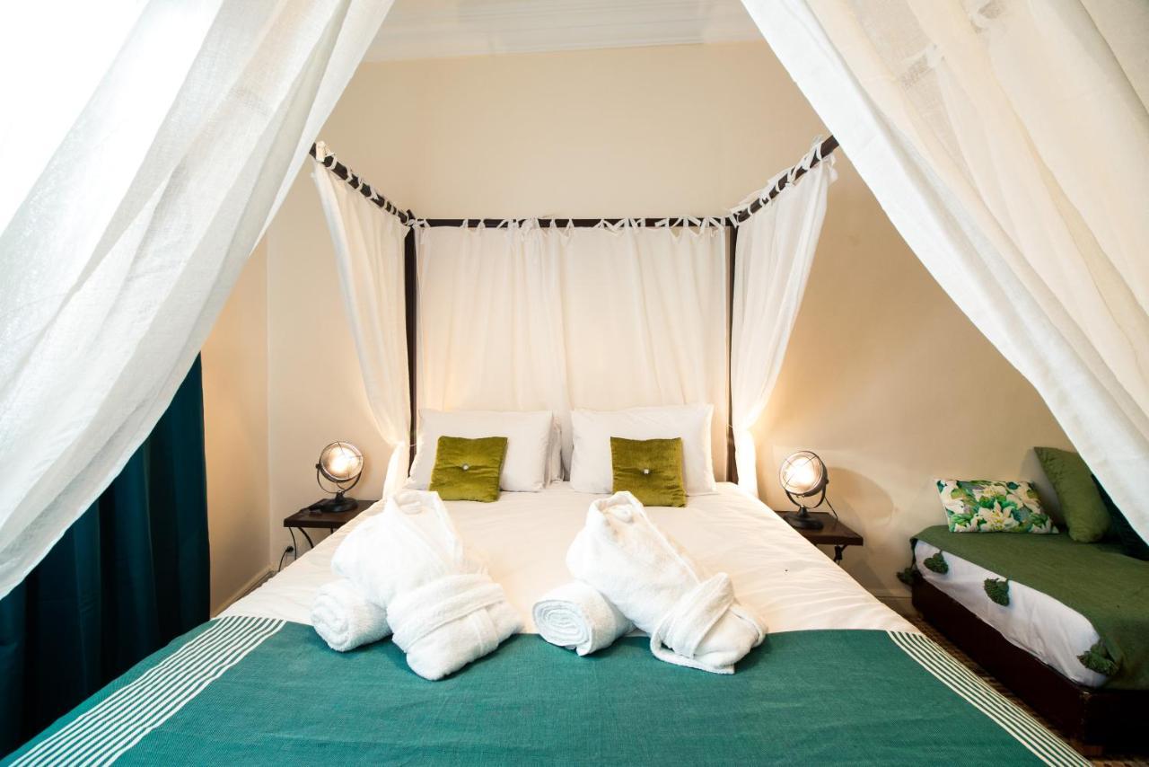 Arthouse Cinema Hotel Szavíra Kültér fotó