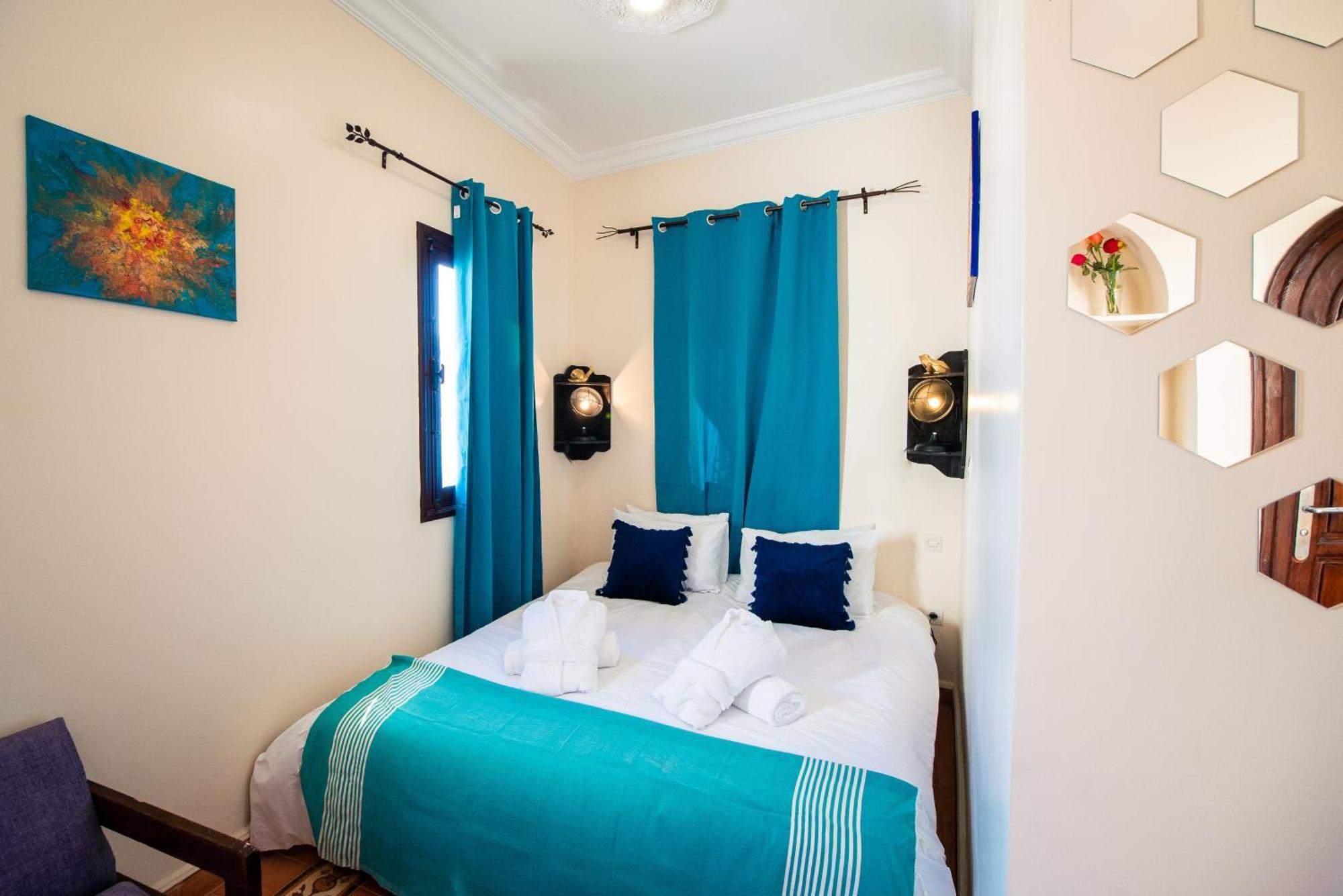 Arthouse Cinema Hotel Szavíra Kültér fotó
