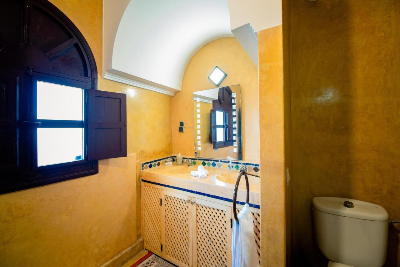 Arthouse Cinema Hotel Szavíra Kültér fotó