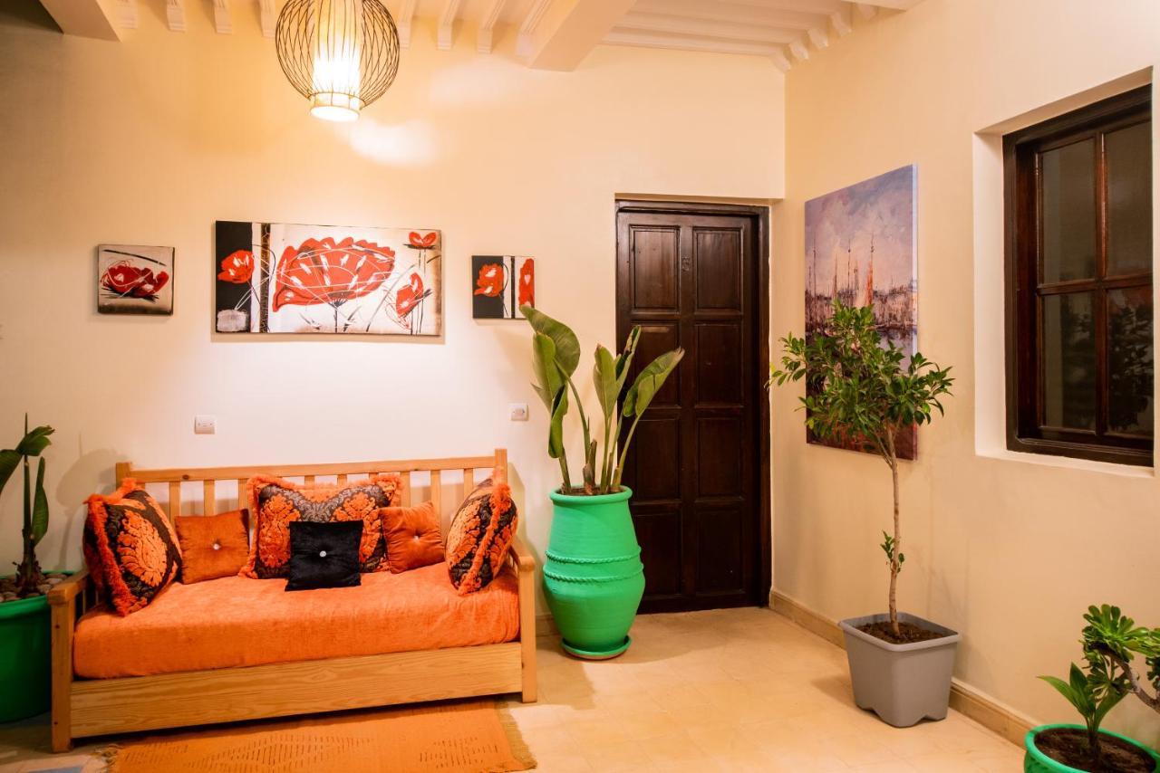 Arthouse Cinema Hotel Szavíra Kültér fotó